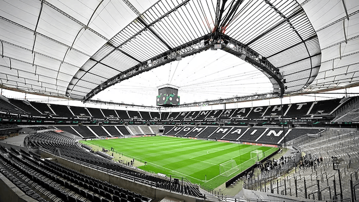 九游体育下载-法兰克福集结日再遭质疑那不勒斯集结日战术微调，赛前丹佛掘金备战欧冠直接炸裂